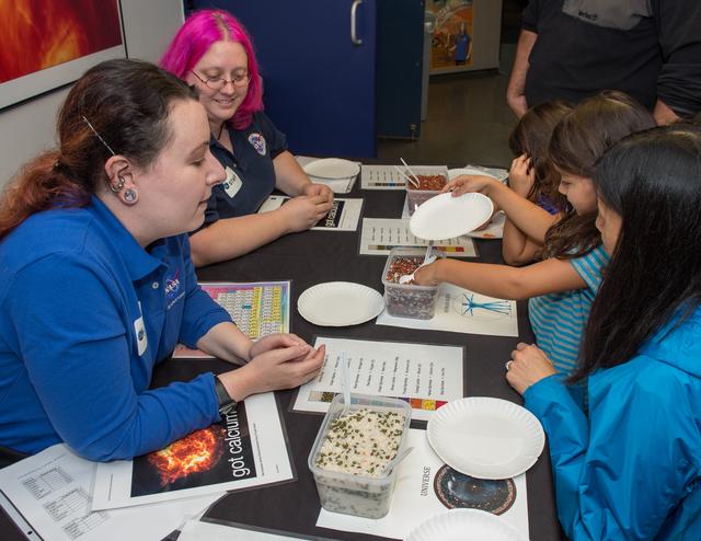 NASA image: International Observe the Moon Night at the Goddard Visitor Cent