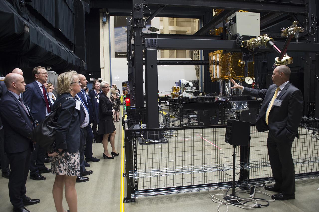 Swedish Delegation visit on May 3, 2017   Ben Reed of Robotic Operations Center in Building 29 gives overview to Swedish Delegation.