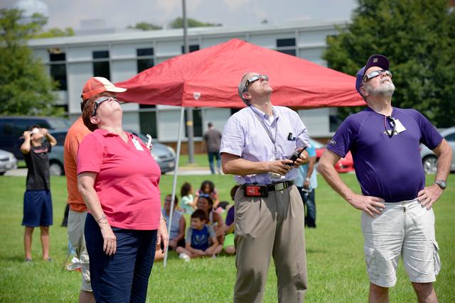 NASA image: Solar Eclipse viewing at the Goddard Space Flight Center Mall