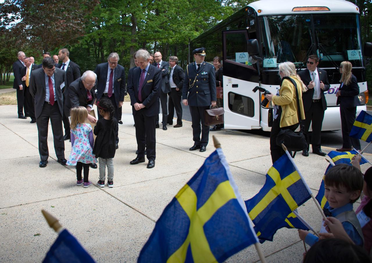 Swedish Delegation Visits GSFC – May 3, 2017 – Goddard Center Director Chris Scolese greets His Majesty Carl XVI Gustaf, King of Sweden outside the entrance to Building 28 at GSFC.  The king’s visit came as part his participation in a large delegation that also included the Swedish Ambassador to the United States, both the chairman and president of the Royal Swedish Academy of Engineering Sciences, as well as distinguished members of Sweden’s industrial, academia and professional organizations.   For the arrival, approximately 60 children from the Goddard Child Development Center were on hand to greet the Swedish delegation.  Photo Credit:  NASA/Goddard/Rebecca Roth   Read more: <a href="https://go.nasa.gov/2p1rP0h" rel="nofollow">go.nasa.gov/2p1rP0h</a>  <b><a href="http://www.nasa.gov/audience/formedia/features/MP_Photo_Guidelines.html" rel="nofollow">NASA image use policy.</a></b>  <b><a href="http://www.nasa.gov/centers/goddard/home/index.html" rel="nofollow">NASA Goddard Space Flight Center</a></b> enables NASA’s mission through four scientific endeavors: Earth Science, Heliophysics, Solar System Exploration, and Astrophysics. Goddard plays a leading role in NASA’s accomplishments by contributing compelling scientific knowledge to advance the Agency’s mission.  <b>Follow us on <a href="http://twitter.com/NASAGoddardPix" rel="nofollow">Twitter</a></b>  <b>Like us on <a href="http://www.facebook.com/pages/Greenbelt-MD/NASA-Goddard/395013845897?ref=tsd" rel="nofollow">Facebook</a></b>  <b>Find us on <a href="http://instagrid.me/nasagoddard/?vm=grid" rel="nofollow">Instagram</a></b>      