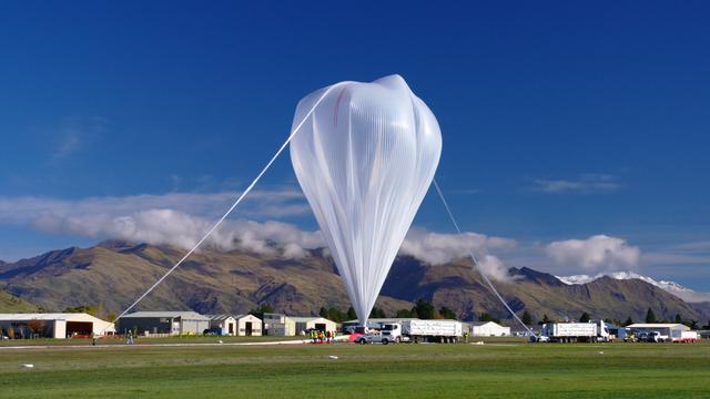 NASA image: NASA Super Pressure Balloon Begins Globetrotting Journey