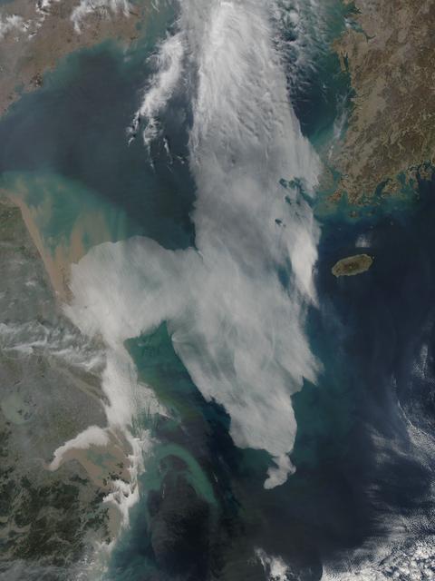 NASA image: Low clouds over the Yellow Sea and the East China Sea