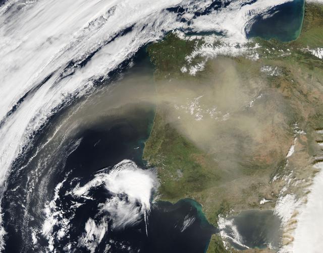 NASA image: Saharan dust over the Iberian Peninsula