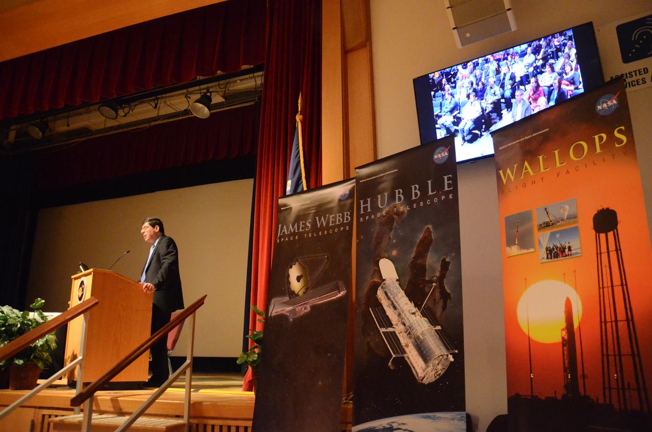Maryland's Sen. Barbara Mikulski greeted employees at NASA's Goddard Space Flight Center in Greenbelt, Maryland, during a packed town hall meeting Jan. 6. She discussed her history with Goddard and appropriations for NASA in 2016. Read more: <a href="http://www.nasa.gov/feature/goddard/2016/maryland-sen-barbara-mikulski-visits-nasa-goddard" rel="nofollow">www.nasa.gov/feature/goddard/2016/maryland-sen-barbara-mi...</a> Credit: NASA/Goddard/Rebecca Roth <b><a href="http://www.nasa.gov/audience/formedia/features/MP_Photo_Guidelines.html" rel="nofollow">NASA image use policy.</a></b> <b><a href="http://www.nasa.gov/centers/goddard/home/index.html" rel="nofollow">NASA Goddard Space Flight Center</a></b> enables NASA’s mission through four scientific endeavors: Earth Science, Heliophysics, Solar System Exploration, and Astrophysics. Goddard plays a leading role in NASA’s accomplishments by contributing compelling scientific knowledge to advance the Agency’s mission. <b>Follow us on <a href="http://twitter.com/NASAGoddardPix" rel="nofollow">Twitter</a></b> <b>Like us on <a href="http://www.facebook.com/pages/Greenbelt-MD/NASA-Goddard/395013845897?ref=tsd" rel="nofollow">Facebook</a></b> <b>Find us on <a href="http://instagrid.me/nasagoddard/?vm=grid" rel="nofollow">Instagram</a></b>