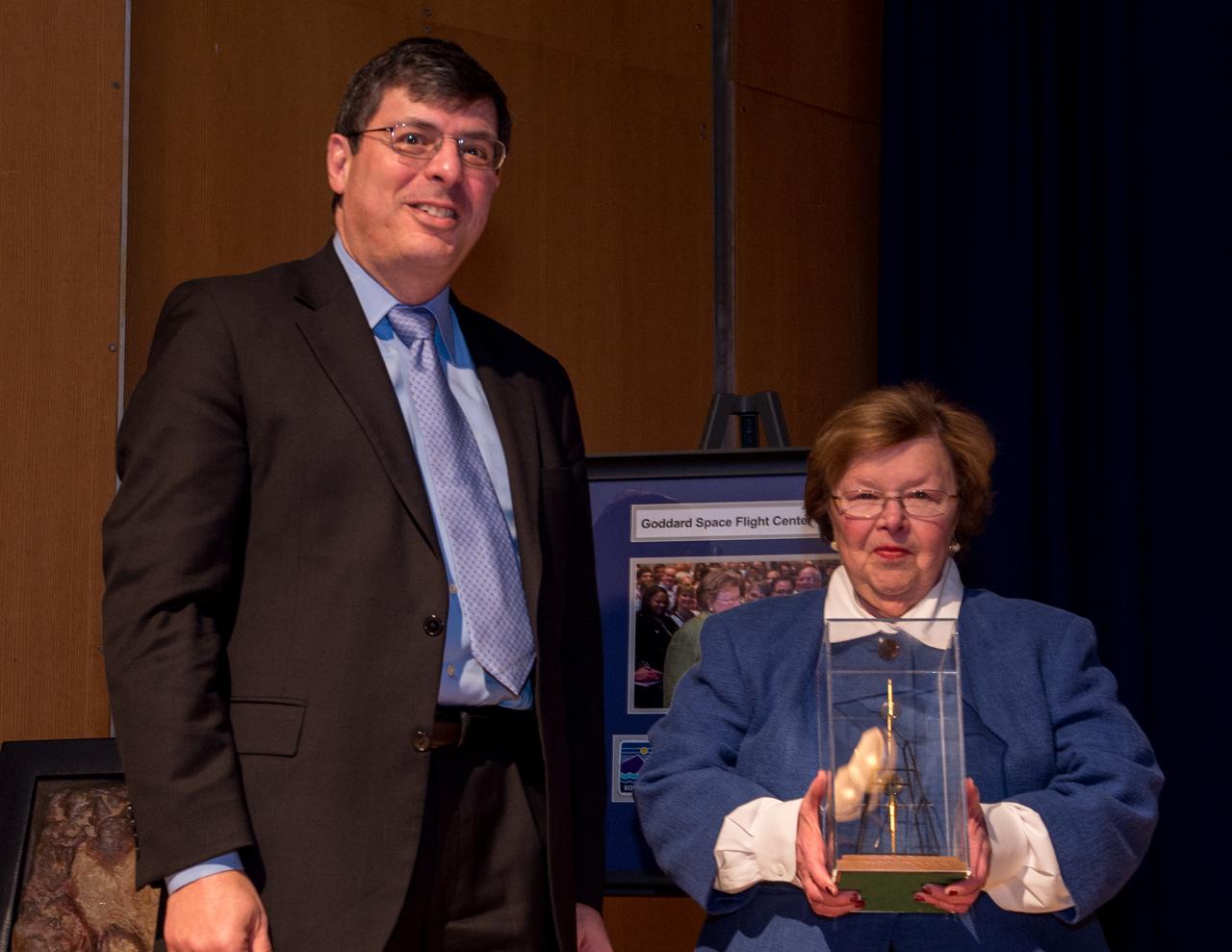 Maryland's Sen. Barbara Mikulski greeted employees at NASA's Goddard Space Flight Center in Greenbelt, Maryland, during a packed town hall meeting Jan. 6. She discussed her history with Goddard and appropriations for NASA in 2016. Read more: <a href="http://www.nasa.gov/feature/goddard/2016/maryland-sen-barbara-mikulski-visits-nasa-goddard" rel="nofollow">www.nasa.gov/feature/goddard/2016/maryland-sen-barbara-mi...</a> Credit: NASA/Goddard/Bill Hrybyk <b><a href="http://www.nasa.gov/audience/formedia/features/MP_Photo_Guidelines.html" rel="nofollow">NASA image use policy.</a></b> <b><a href="http://www.nasa.gov/centers/goddard/home/index.html" rel="nofollow">NASA Goddard Space Flight Center</a></b> enables NASA’s mission through four scientific endeavors: Earth Science, Heliophysics, Solar System Exploration, and Astrophysics. Goddard plays a leading role in NASA’s accomplishments by contributing compelling scientific knowledge to advance the Agency’s mission. <b>Follow us on <a href="http://twitter.com/NASAGoddardPix" rel="nofollow">Twitter</a></b> <b>Like us on <a href="http://www.facebook.com/pages/Greenbelt-MD/NASA-Goddard/395013845897?ref=tsd" rel="nofollow">Facebook</a></b> <b>Find us on <a href="http://instagrid.me/nasagoddard/?vm=grid" rel="nofollow">Instagram</a></b>