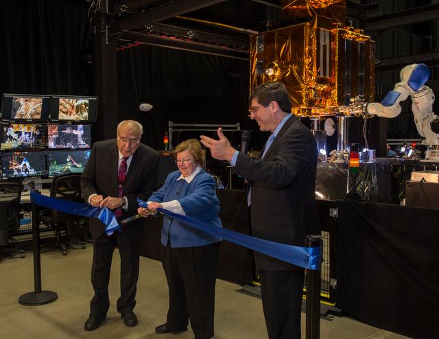 NASA image: Senator Barbara Mikulski Visits NASA Goddard