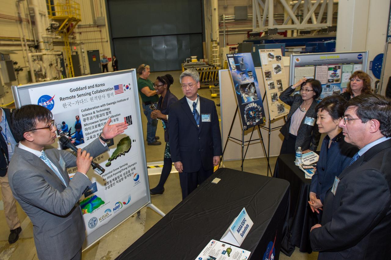 As part of her visit to the United States, President Park Geun-hye of South Korea visited NASA’s Goddard Space Flight Center in Greenbelt, Md. On Oct. 14, 2015. The visit offered an opportunity to celebrate past collaborative efforts between the American and South Korean space programs along with presentations on current projects and programs underway at Goddard.  Credit: NASA/Goddard/Bill Hrybyk  <b><a href="http://www.nasa.gov/audience/formedia/features/MP_Photo_Guidelines.html" rel="nofollow">NASA image use policy.</a></b>  <b><a href="http://www.nasa.gov/centers/goddard/home/index.html" rel="nofollow">NASA Goddard Space Flight Center</a></b> enables NASA’s mission through four scientific endeavors: Earth Science, Heliophysics, Solar System Exploration, and Astrophysics. Goddard plays a leading role in NASA’s accomplishments by contributing compelling scientific knowledge to advance the Agency’s mission.  <b>Follow us on <a href="http://twitter.com/NASAGoddardPix" rel="nofollow">Twitter</a></b>  <b>Like us on <a href="http://www.facebook.com/pages/Greenbelt-MD/NASA-Goddard/395013845897?ref=tsd" rel="nofollow">Facebook</a></b>  <b>Find us on <a href="http://instagrid.me/nasagoddard/?vm=grid" rel="nofollow">Instagram</a></b>   