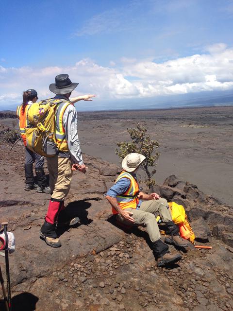 University Students Join NASA on Trip to Hawaiian Volcano