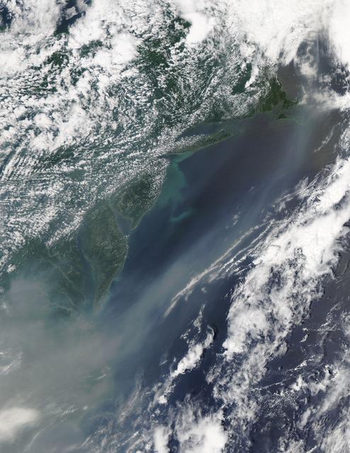 NASA image: Canadian Smoke Now Over U.S. East Coast