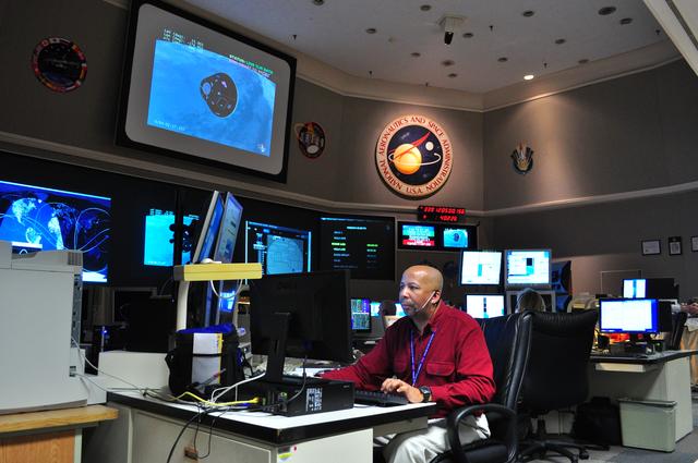 NASA image: Goddard Monitors Orions EFT-1 Test Flight