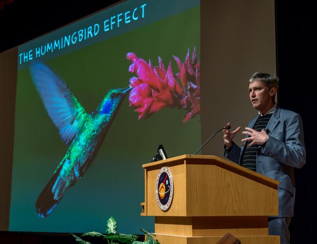 NASA image: Author Steven Johnson, How We Got to Now, Innovative Initiatives workshop, Innovative Technology Partnerships Office (IPTO)