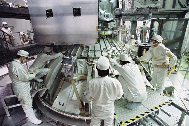 NASA image: GPM Encapsulation Complete