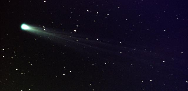 NASA image: Comet ISON Streaks Toward the Sun