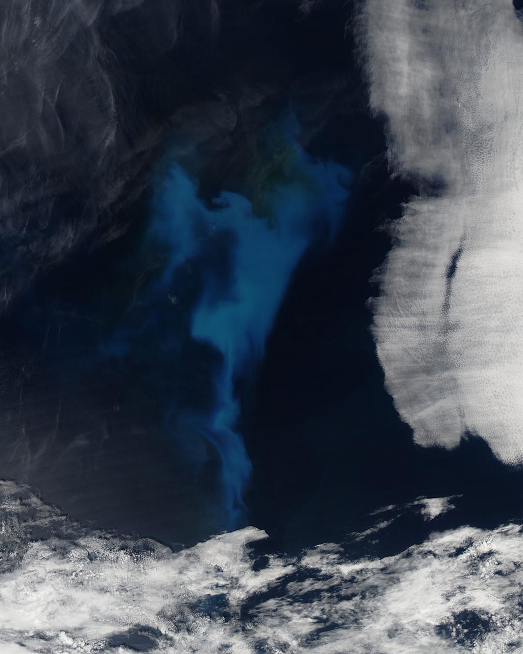 On July 23, 2013 the deep blue waters of the central North Atlantic Ocean provided a background for a spectacular bloom of phytoplankton. The Moderate Resolution Imaging Spectroradiometer (MODIS) captured this true-color image of the event at 16:25 UTC (12:25 p.m. EDT) that same day.  Phytoplankton are tiny single-celled photosynthetic organisms that live suspended in a watery environment. They are primary producers in the ocean, forming the base of the marine food chain, and, like terrestrial plants, take up carbon dioxide, make carbohydrates from energy from light, and release oxygen.  Phytoplankton live in the ocean year round, but are usually not visible. When light, nutrients and water temperature are just right, however, a colony can explode into growth, creating huge blooms that stain the ocean for miles. While each organism lives only a short time, the high reproductive means that a bloom can last for days or weeks.  Credit: NASA/GSFC/Jeff Schmaltz/MODIS Land Rapid Response Team  <b><a href="http://www.nasa.gov/audience/formedia/features/MP_Photo_Guidelines.html" rel="nofollow">NASA image use policy.</a></b>  <b><a href="http://www.nasa.gov/centers/goddard/home/index.html" rel="nofollow">NASA Goddard Space Flight Center</a></b> enables NASA’s mission through four scientific endeavors: Earth Science, Heliophysics, Solar System Exploration, and Astrophysics. Goddard plays a leading role in NASA’s accomplishments by contributing compelling scientific knowledge to advance the Agency’s mission.  <b>Follow us on <a href="http://twitter.com/NASA_GoddardPix" rel="nofollow">Twitter</a></b>  <b>Like us on <a href="http://www.facebook.com/pages/Greenbelt-MD/NASA-Goddard/395013845897?ref=tsd" rel="nofollow">Facebook</a></b>  <b>Find us on <a href="http://instagram.com/nasagoddard?vm=grid" rel="nofollow">Instagram</a></b>