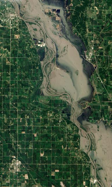 NASA image: Flooding near Hamburg, Iowa
