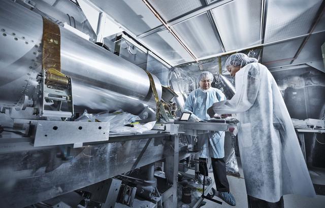 NASA image: Inspecting Engineering Samples