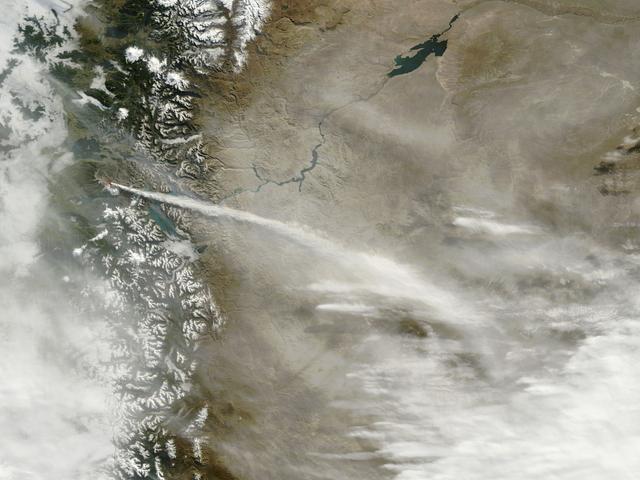 NASA image: NASA's Terra Satellite Sees a Strong, Steady Stream of Ash from Puyehue Volcano