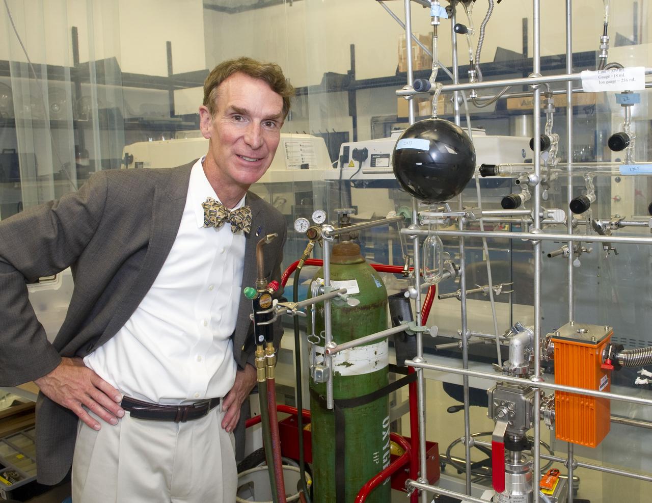 Bill Nye at the Astrobiology Lab during a tour of Goddard Space Flight Center on September 8, 2011 Credit: NASA/GSFC/Bill Hrybyk <b><a href="http://www.nasa.gov/centers/goddard/home/index.html" rel="nofollow">NASA Goddard Space Flight Center</a></b> enables NASA’s mission through four scientific endeavors: Earth Science, Heliophysics, Solar System Exploration, and Astrophysics. Goddard plays a leading role in NASA’s accomplishments by contributing compelling scientific knowledge to advance the Agency’s mission. <b>Follow us on <a href="http://twitter.com/NASA_GoddardPix" rel="nofollow">Twitter</a></b> <b>Like us on <a href="http://www.facebook.com/pages/Greenbelt-MD/NASA-Goddard/395013845897?ref=tsd" rel="nofollow">Facebook</a></b> <b>Find us on <a href="http://web.stagram.com/n/nasagoddard/?vm=grid" rel="nofollow">Instagram</a></b>