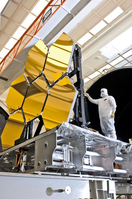 NASA image: NASA's Webb Telescope Completes Mirror-Coating Milestone