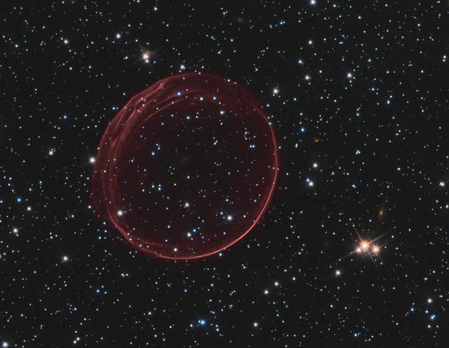 NASA image: Hubble Supernova Bubble Resembles Holiday Ornament