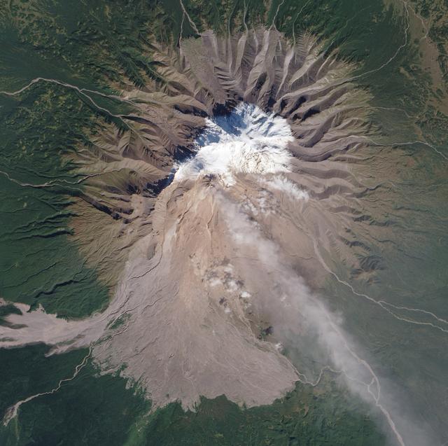 NASA image: Activity at Shiveluch Volcano