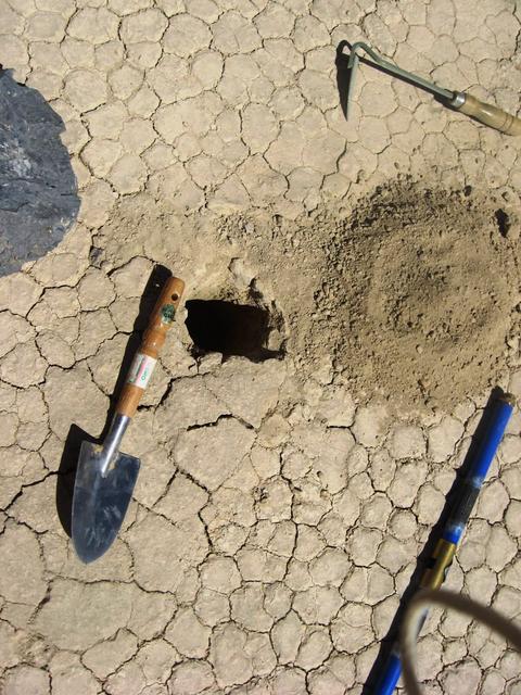 NASA image: Mysterious Roving Rocks of Racetrack Playa