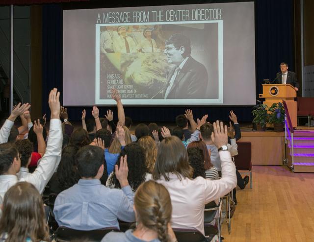 Summer 2018 College Intern Orientation. Center Director Chris Sc