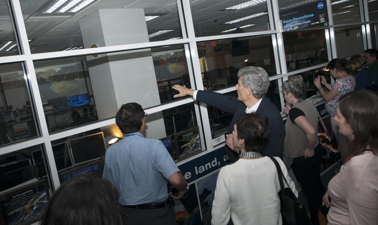 FONTAGRO promotes competitiveness in agriculture  Group toured Bldg 7, 28 and 32 at Goddard on June 7, 2018 