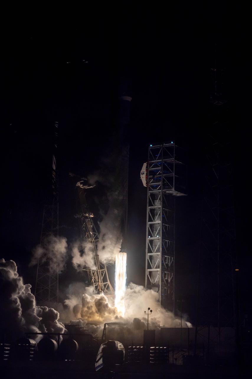NASA’s PACE (Plankton, Aerosol, Cloud, ocean Ecosystem) spacecraft, atop a SpaceX Falcon 9 rocket, successfully lifts off from Space Launch Complex 40 at Cape Canaveral Space Force Station in Florida at 1:33 a.m. EST Thursday, Feb. 8. PACE is NASA’s newest earth-observing satellite that will help increase our understanding of Earth’s oceans, atmosphere, and climate by delivering hyperspectral observations of microscopic marine organisms called phytoplankton, as well new data on clouds and aerosols.