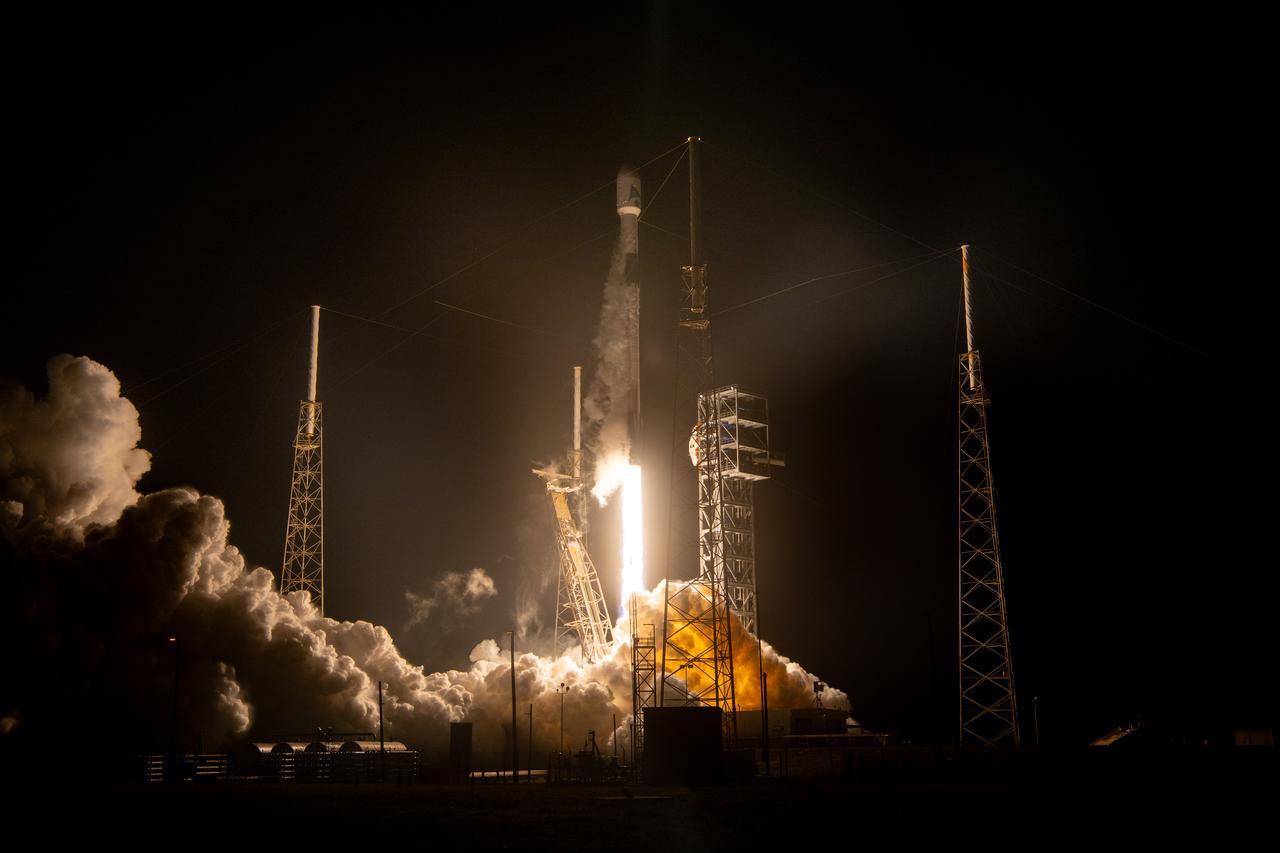 NASA’s PACE (Plankton, Aerosol, Cloud, ocean Ecosystem) spacecraft, atop a SpaceX Falcon 9 rocket, successfully lifts off from Space Launch Complex 40 at Cape Canaveral Space Force Station in Florida at 1:33 a.m. EST Thursday, Feb. 8. PACE is NASA’s newest earth-observing satellite that will help increase our understanding of Earth’s oceans, atmosphere, and climate by delivering hyperspectral observations of microscopic marine organisms called phytoplankton, as well new data on clouds and aerosols.