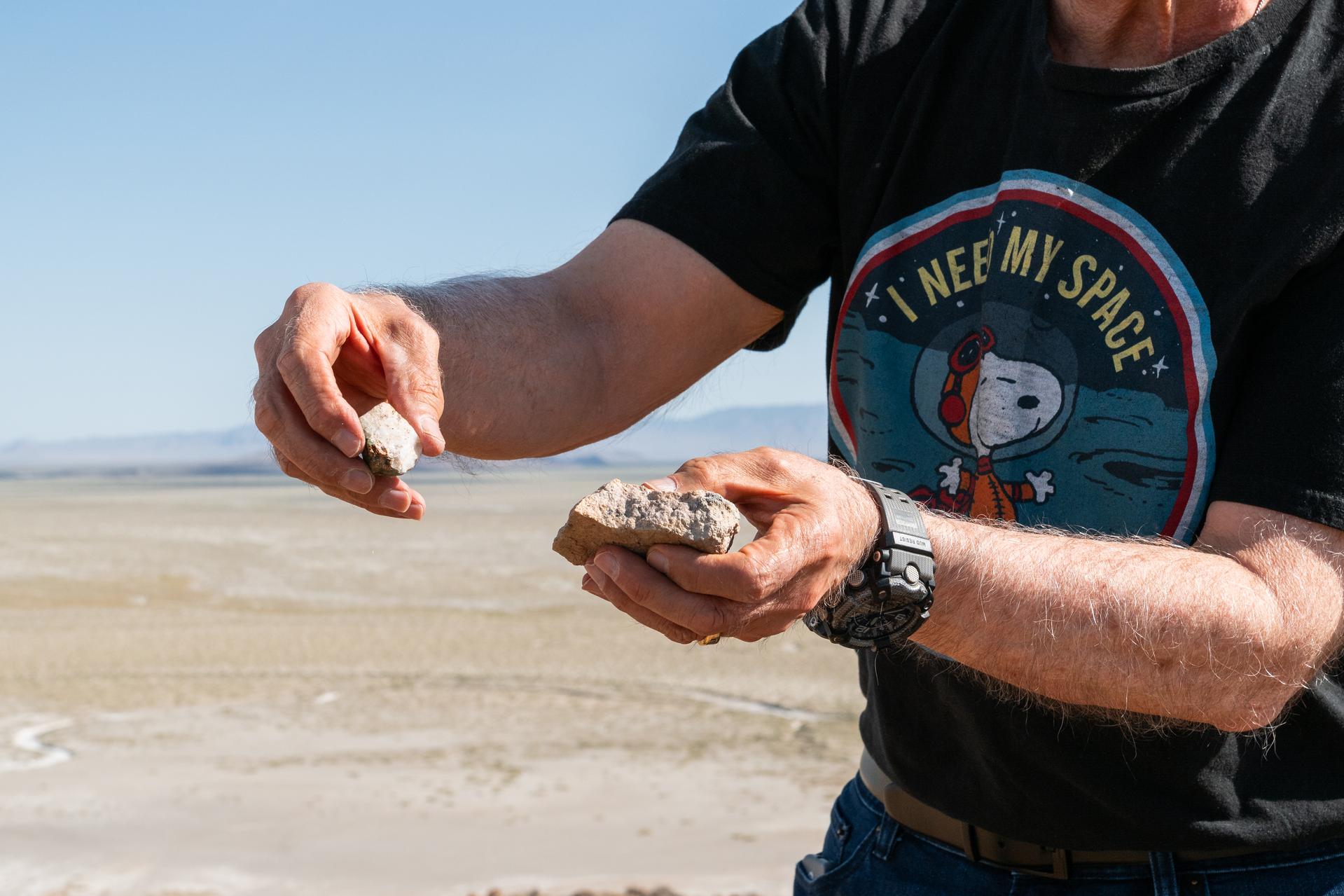 Dr. Jim Garvin presents rock samples found at Crater Island, Utah on June 23, 2026. Dr. Garvin is the principal investigator for NASA's DAVINCI probe which will one day be making discoveries on Venus.