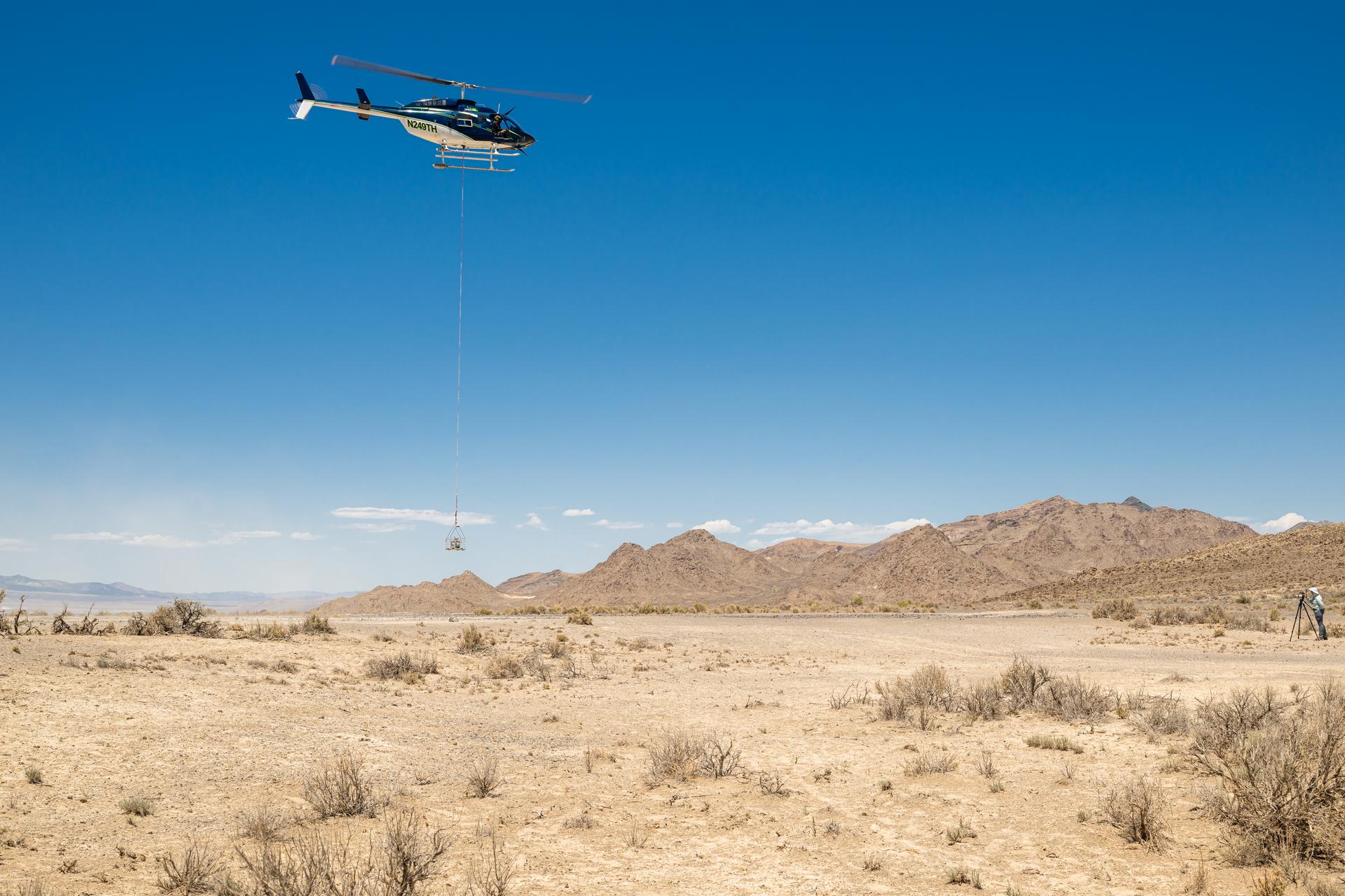 Timberland Helicopter flying the DAVINCI VADIX payload lifts off from Crater Island, Utah, June 23, 2026. NASA/Mike Guinto