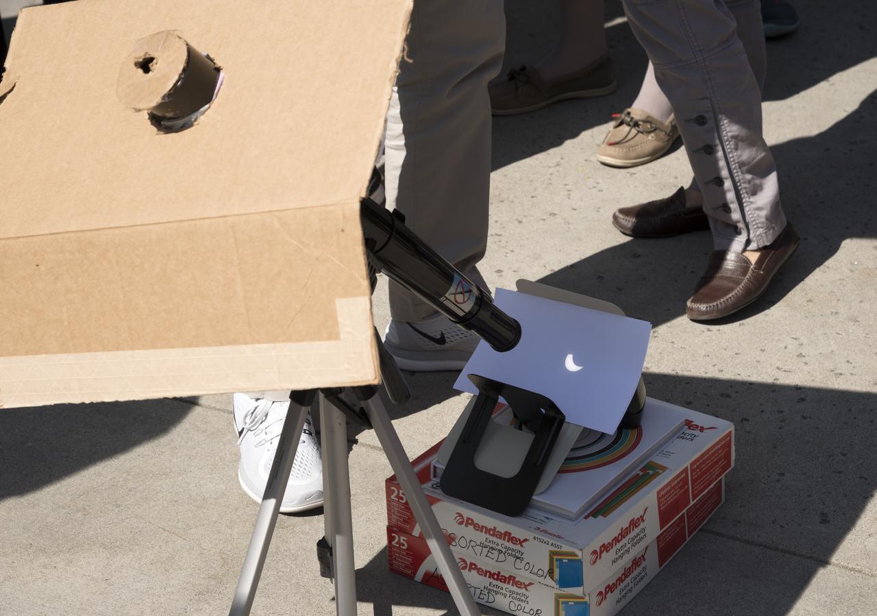 work order 153425 Solar Eclipse at JPL  21 Aug, 2017 photog: Dutch Slager