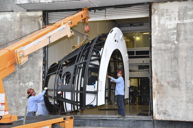 NASA image: Boeing Mission Simulator for CST-100 Arrives at JSC