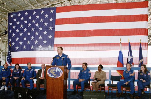 NASA image: STS-101 crew return at Ellington Field