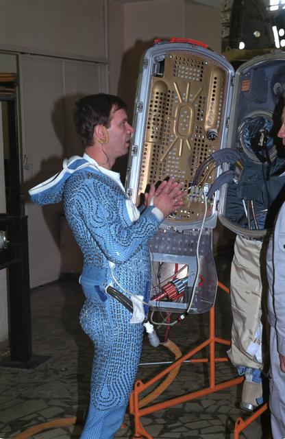 NASA image: Expedition 1 training