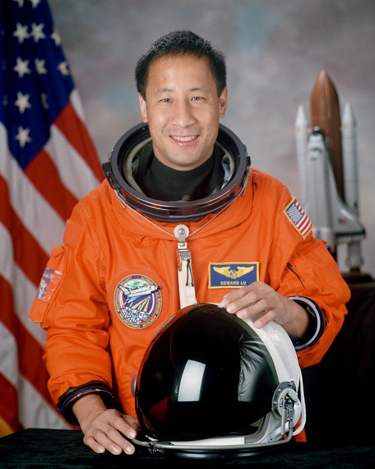 Official astronaut portrait for Edward Lu