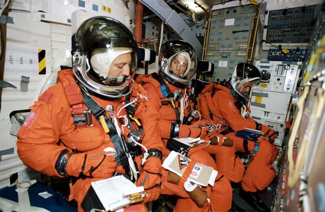 NASA image: STS-109 Preflight Training Activities