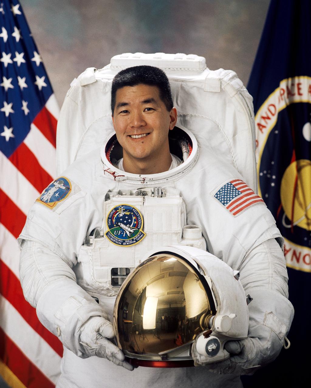 JSC2001-02581 (17 Sept. 2001) --- Astronaut Daniel M. Tani, mission specialist.