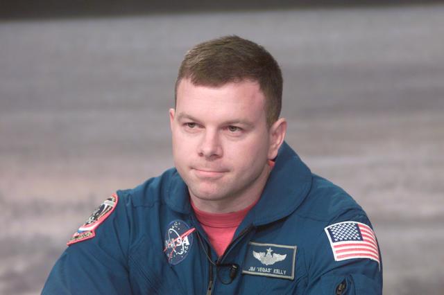 NASA image: Photographic coverage of STS-102 Preflight Press Briefings