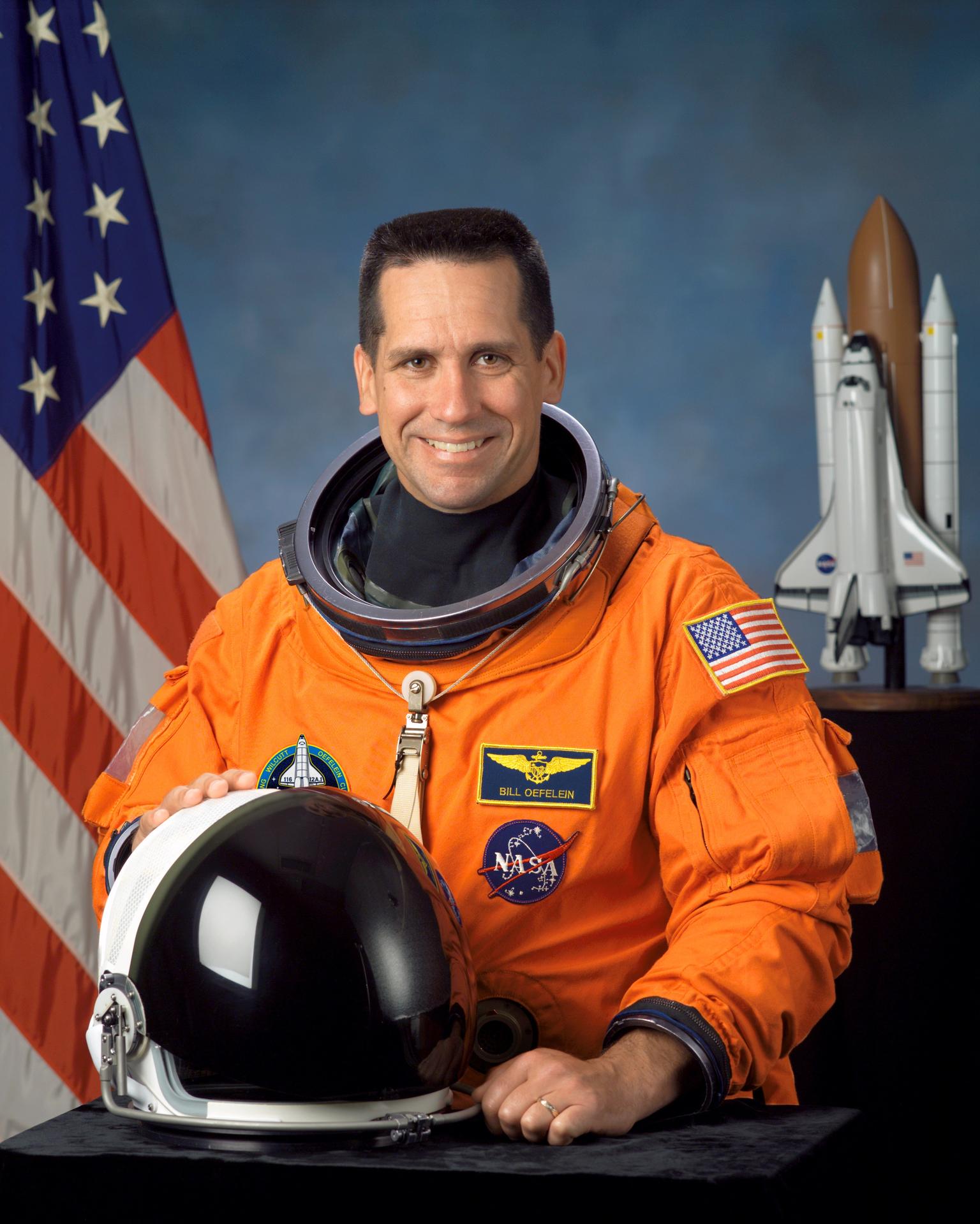Official astronaut portrait for William Oefelein