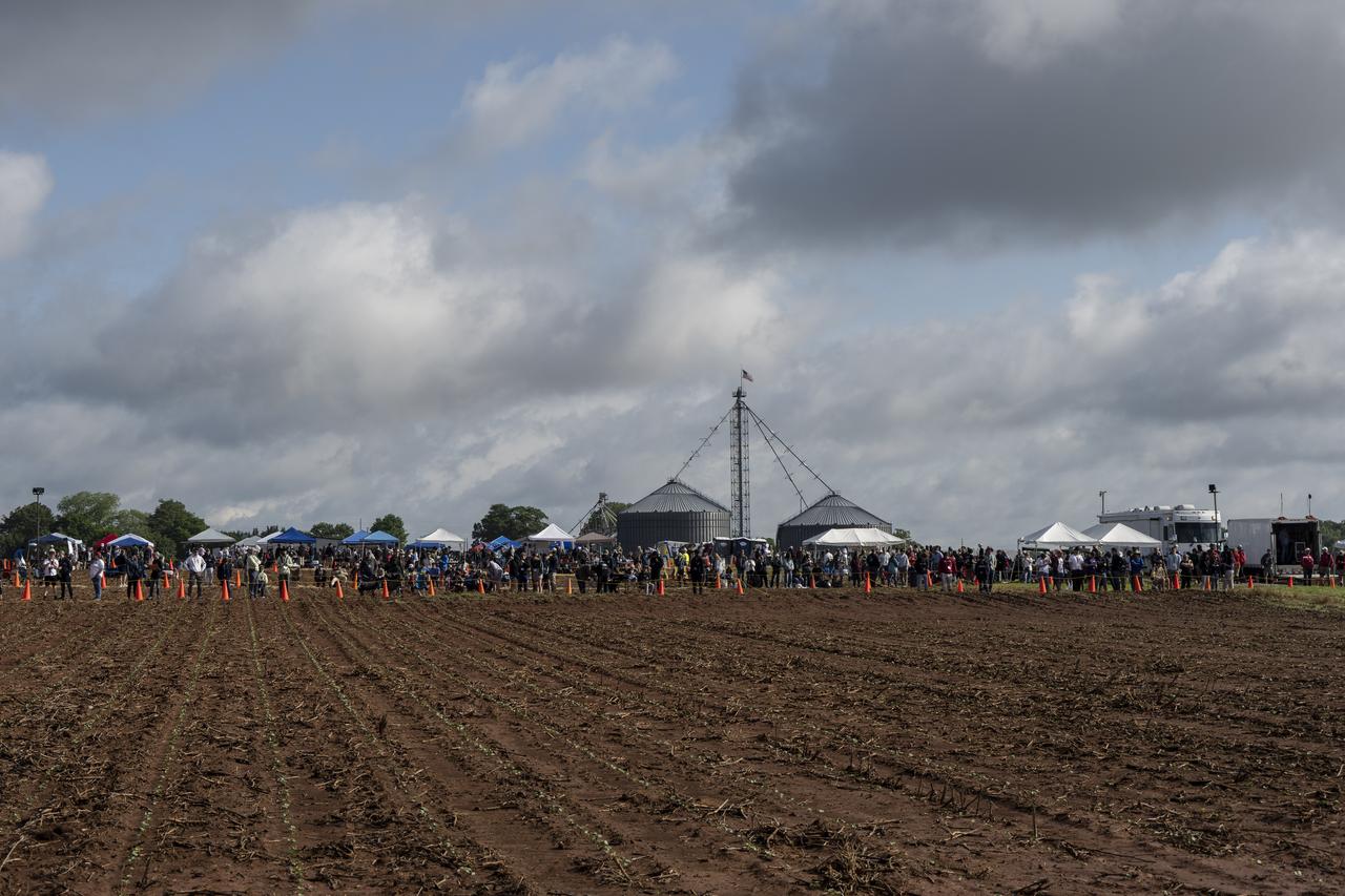 Over than 980 middle school, high school, and college students from across the nation launched more than 40 high-powered rockets just north of NASA’s Marshall Space Flight Center in Huntsville, Alabama. This year marked the 25th anniversary of the competition. To compete, students follow the NASA engineering design lifecycle by going through a series of reviews for nine months leading up to launch day.   Each year, a payload challenge is issued to the university teams, and this year’s task took inspiration from the agency’s Artemis missions, where NASA will send astronauts to explore the Moon for scientific discovery, economic benefit, and to build the foundation for the first crewed missions to Mars. Teams were challenged to include “reports” from STEMnauts, non-living objects representing astronauts. The STEMnaut “crew” had to relay real-time data to the student team’s mission control, just as the Artemis astronaut crew will do as they explore the lunar surface.    To learn more, visit: www.nasa.gov/studentlaunch.  