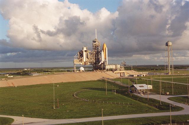 NASA image: KSC-00PP-1433
