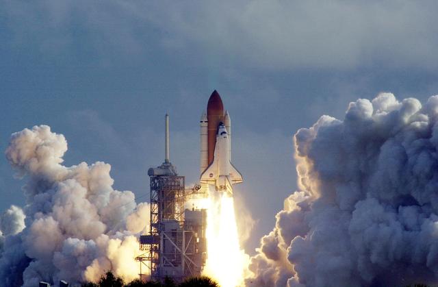 NASA image: KSC-00padig033