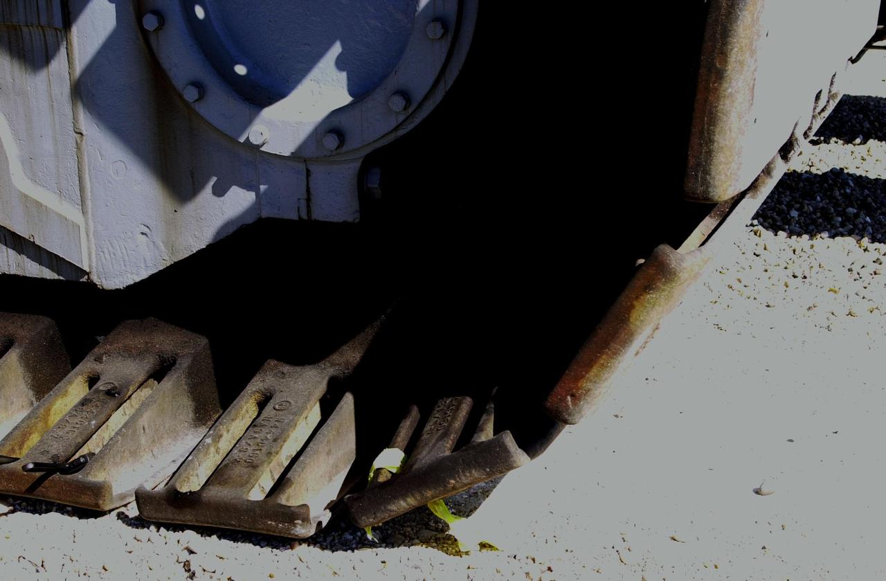 This close-up shows the crawler-transporter’s broken cleat (center foreground, with a yellow ribbon around it) that caused the backward trek of Space Shuttle Endeavour from Launch Pad 39B. The Shuttle retreated to level ground so the broken cleat could be repaired. Endeavour is scheduled to be launched Nov. 30 at 10:01 p.m. EST on mission STS-97, the sixth construction flight to the International Space Station. Its payload includes the P6 Integrated Truss Structure and a photovoltaic (PV) module, with giant solar arrays that will provide power to the Station. The mission includes two spacewalks to complete the solar array connections