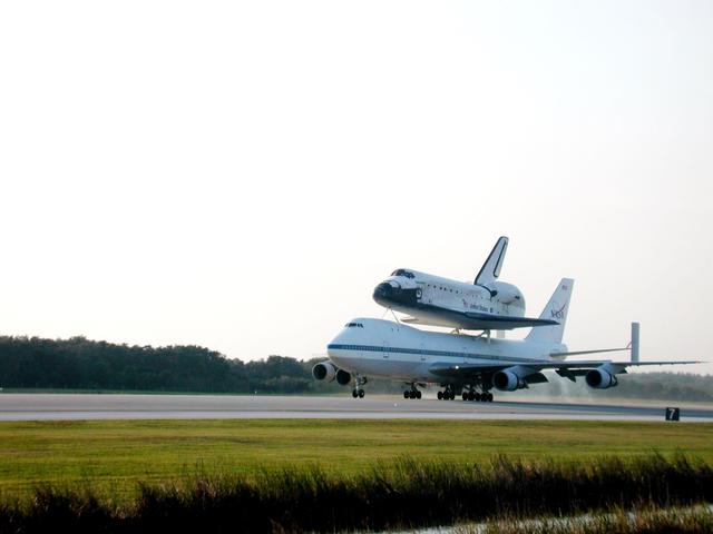 NASA image: KSC-00padig077