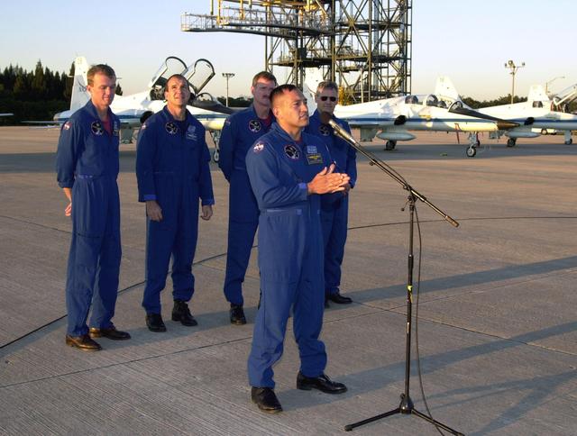 NASA image: KSC-00padig100