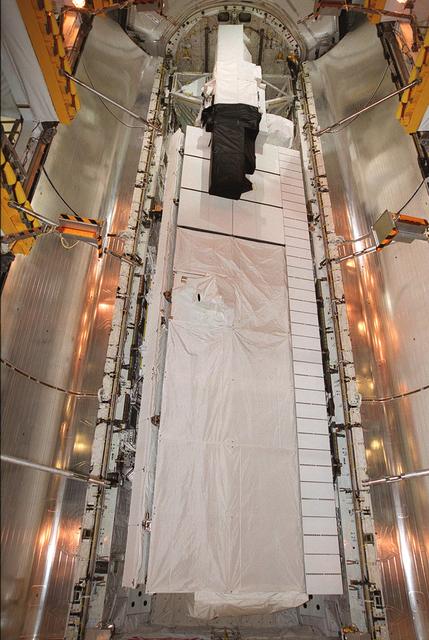 NASA image: KSC-00pp0090