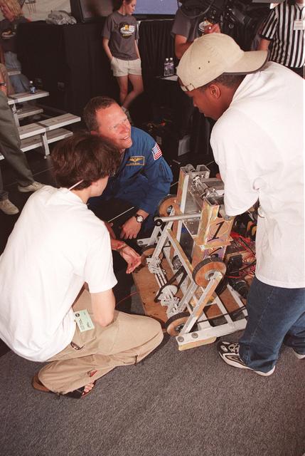 NASA image: KSC-00pp0333