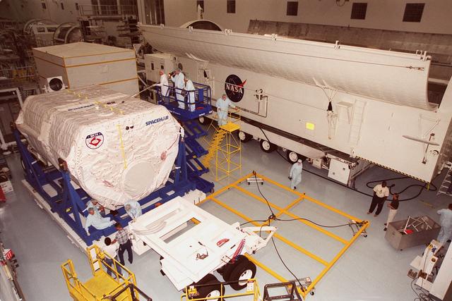 NASA image: KSC-00pp0353